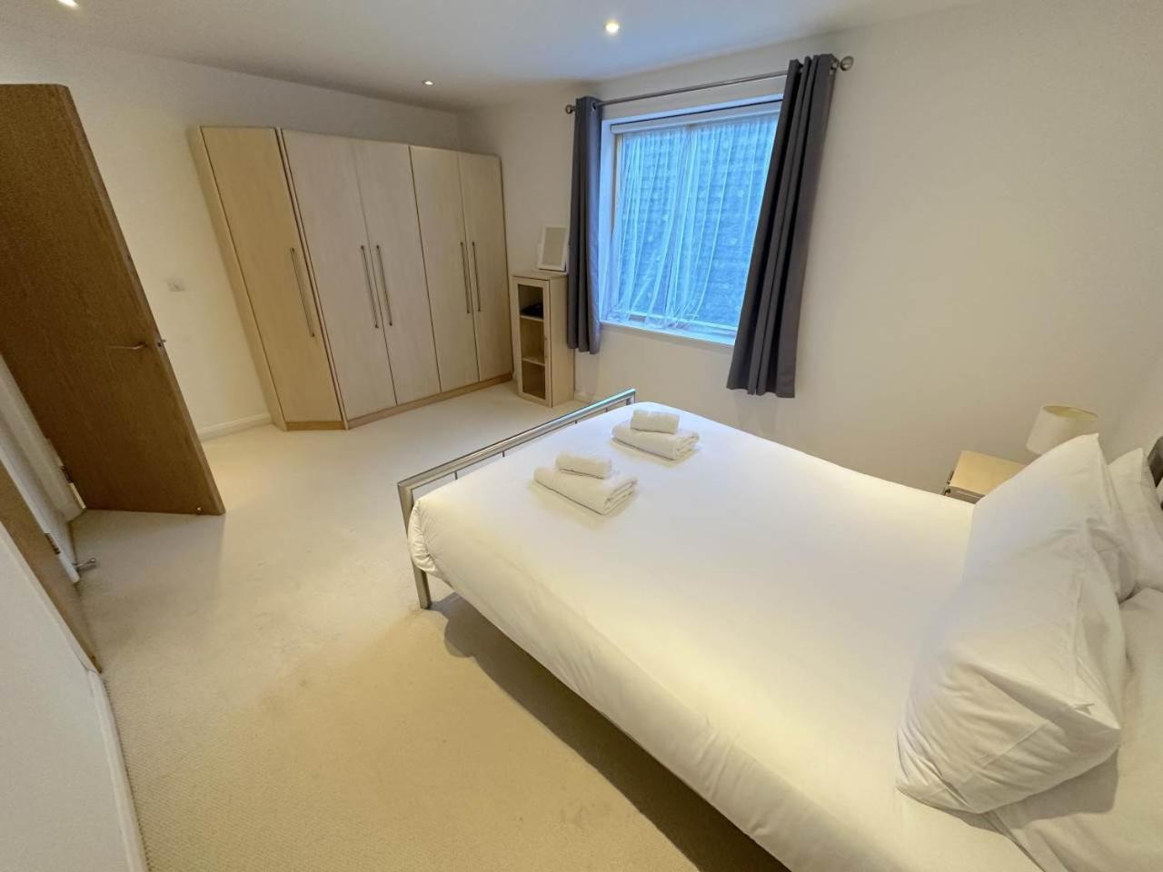 Parc Y Bryn Serviced Apartments Абериствіт Екстер'єр фото
