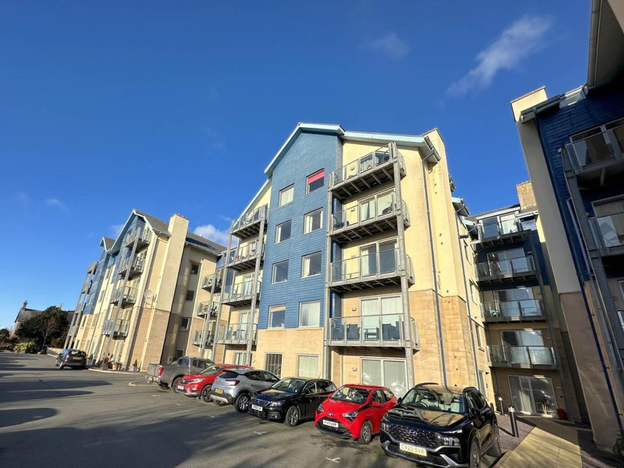 Parc Y Bryn Serviced Apartments Абериствіт Екстер'єр фото