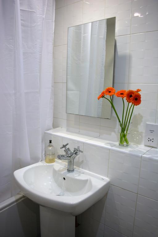 Parc Y Bryn Serviced Apartments Абериствіт Екстер'єр фото