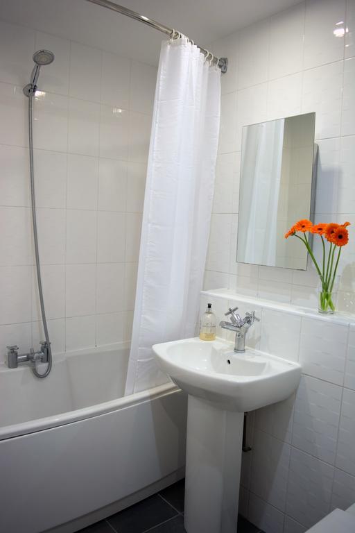 Parc Y Bryn Serviced Apartments Абериствіт Екстер'єр фото