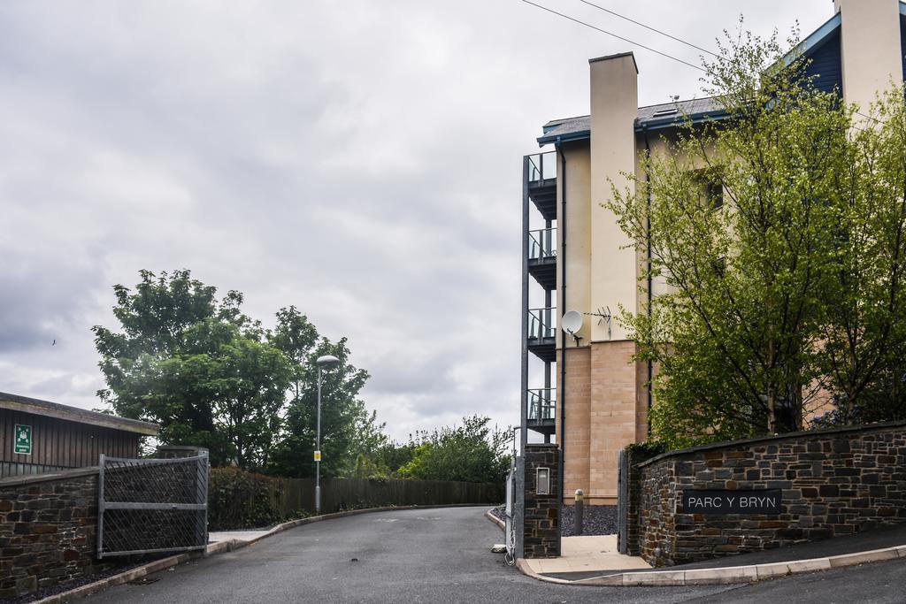 Parc Y Bryn Serviced Apartments Абериствіт Екстер'єр фото
