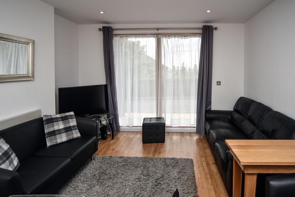 Parc Y Bryn Serviced Apartments Абериствіт Екстер'єр фото