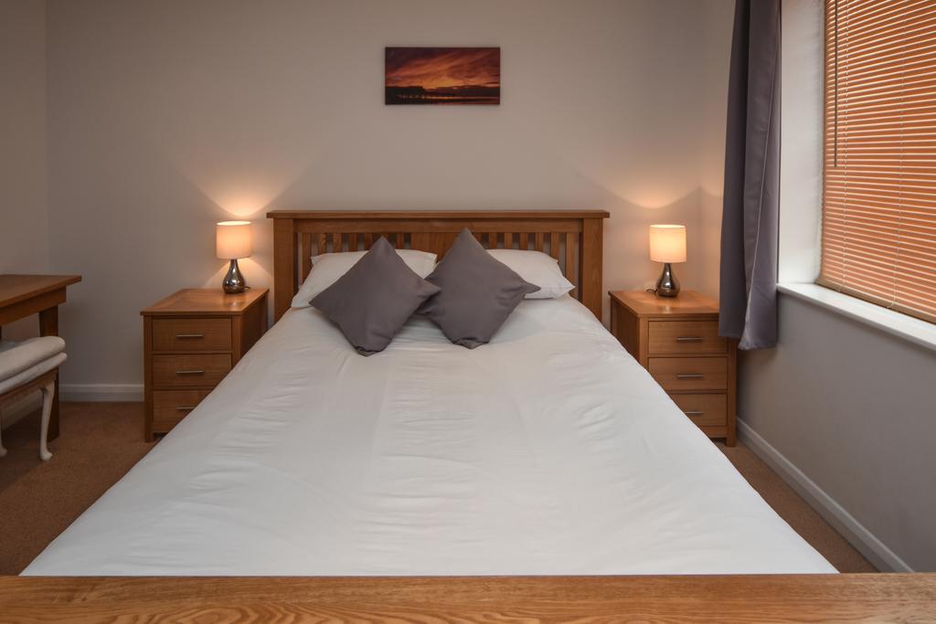Parc Y Bryn Serviced Apartments Абериствіт Екстер'єр фото