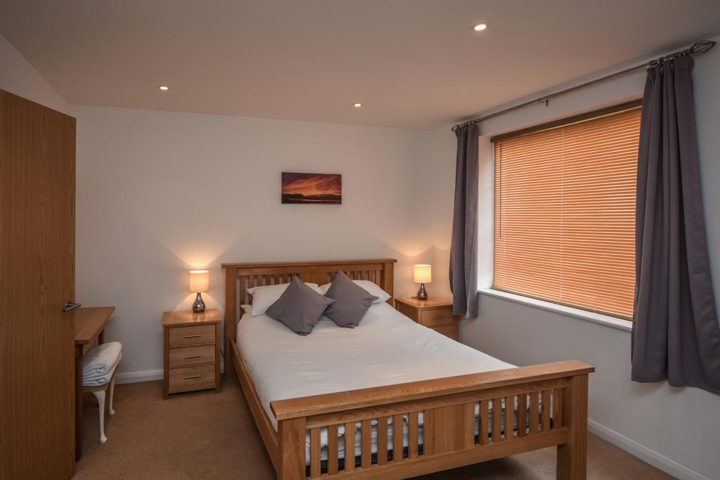 Parc Y Bryn Serviced Apartments Абериствіт Екстер'єр фото
