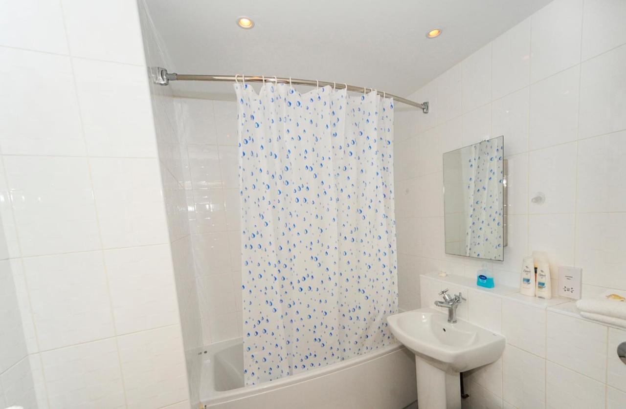 Parc Y Bryn Serviced Apartments Абериствіт Екстер'єр фото